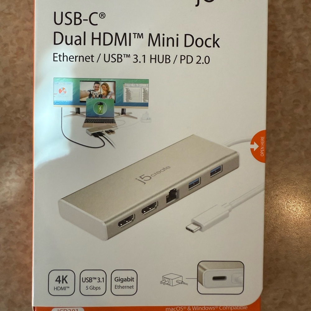 Silver USB-C Hub with Dual HDMI and Ethernet - NEW